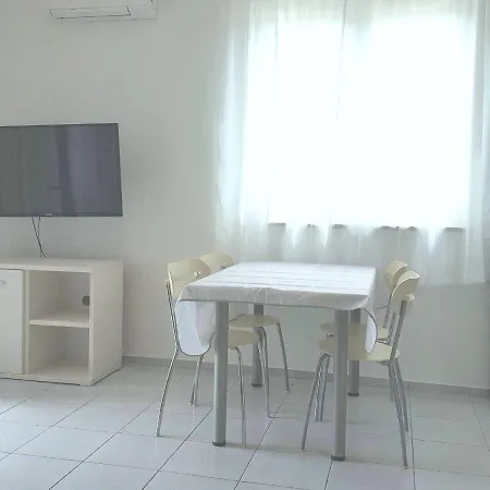 Magdalena As1 - With Terrace - Private Free Parking * Ρόβινι