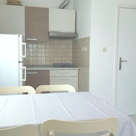 Διαμέρισμα Magdalena As1 - With Terrace - Private Free Parking *