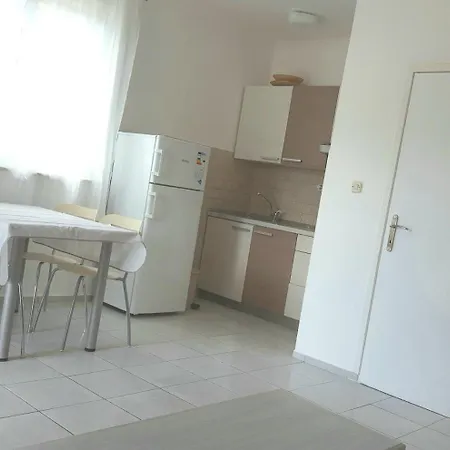Magdalena As1 - With Terrace - Private Free Parking *